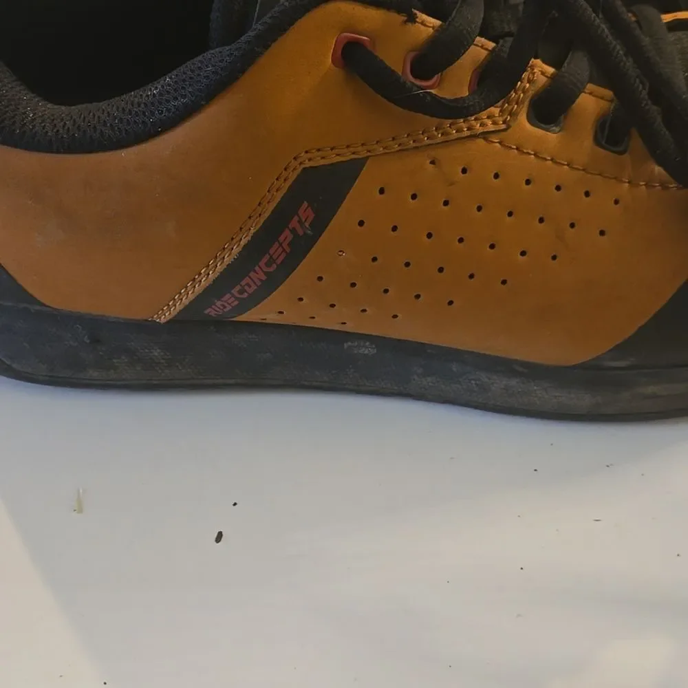 Ride concepts  Athletic bicycle Shoes with Breathable Design - Picture 5 of 7